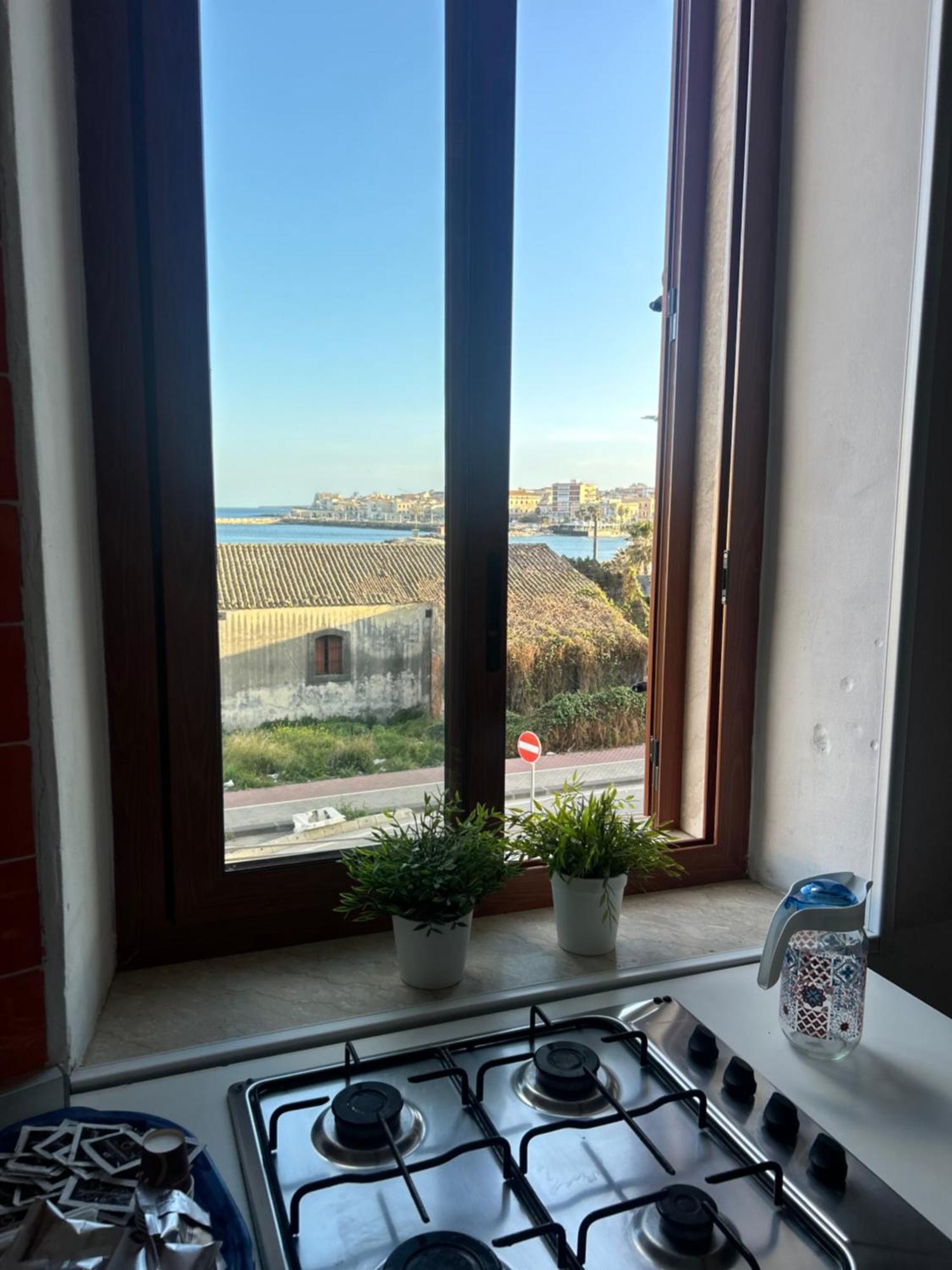 Dimora Medea Apartment Сиракуза Екстериор снимка